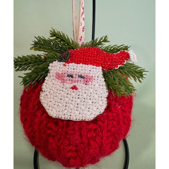Handmade Crocheted Christmas Ornament Ball  Bauble  Tree Decoration   CO2 - Picture 2 of 5